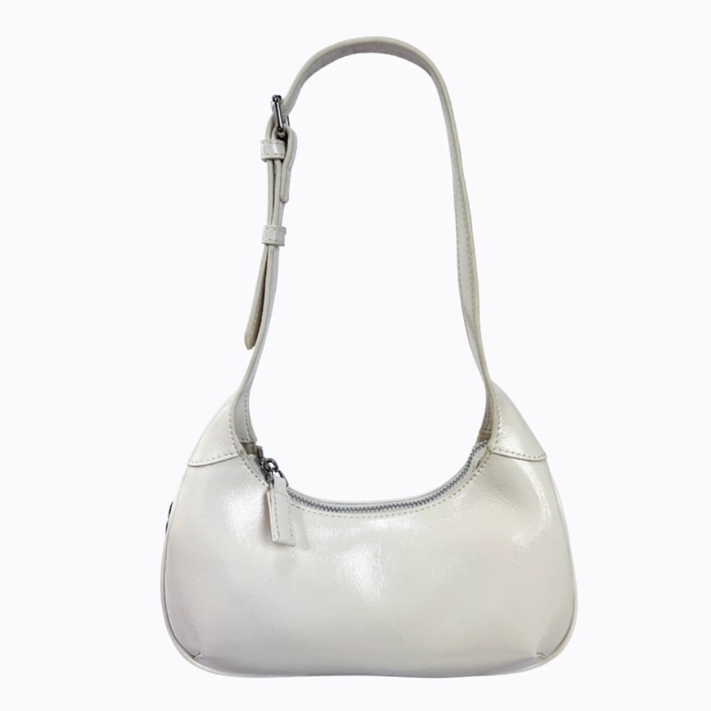 White Poppy Lissiman Pippen Shoulder Bag in Blanc